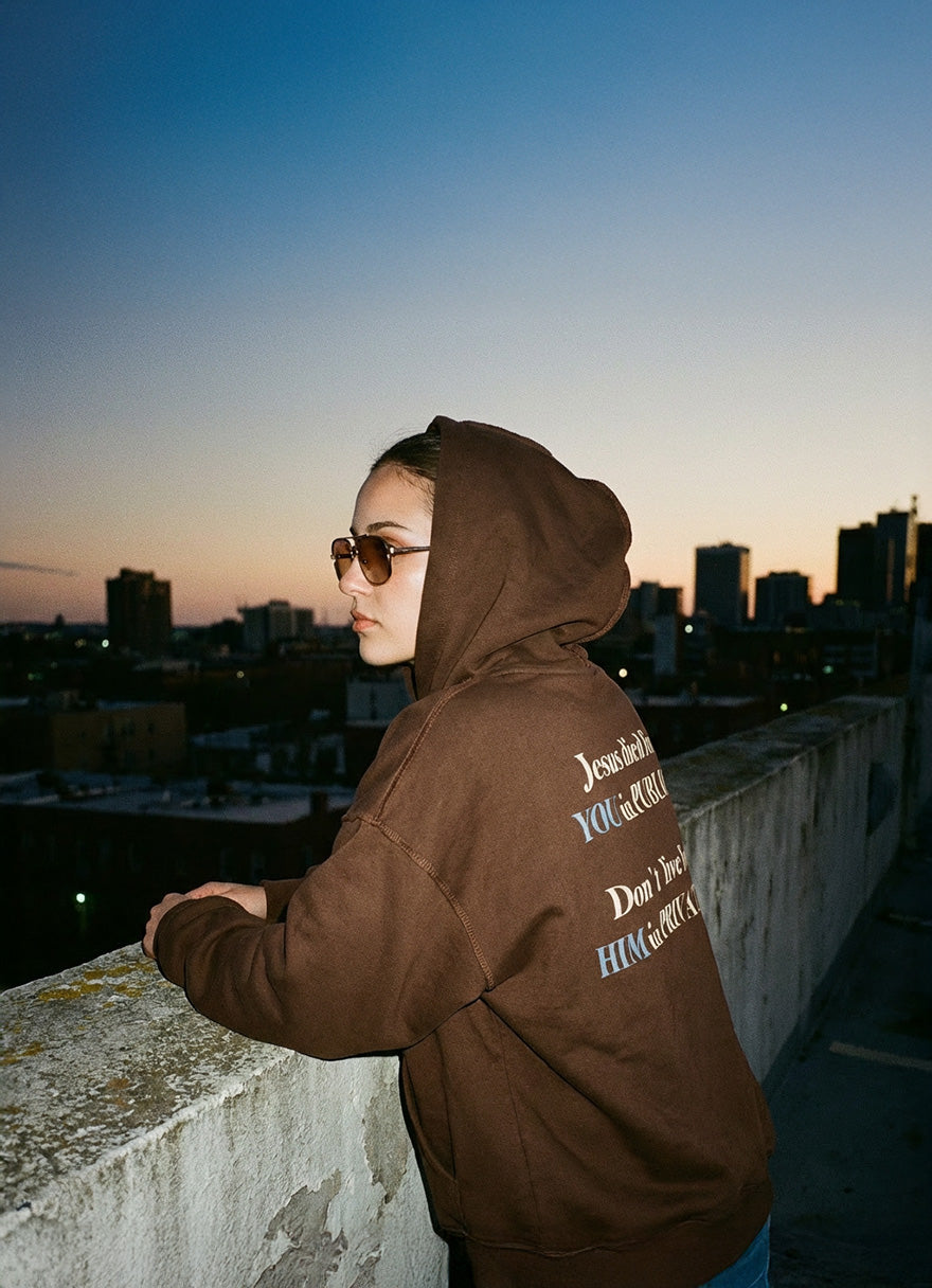 HOODIE / SWEATER
