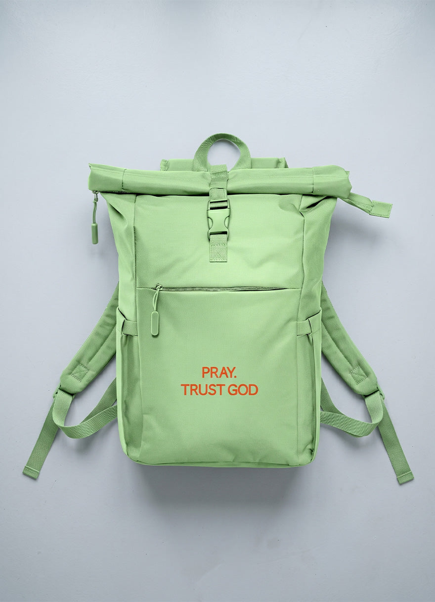 PRAY. TRUST GOD | Rucksack